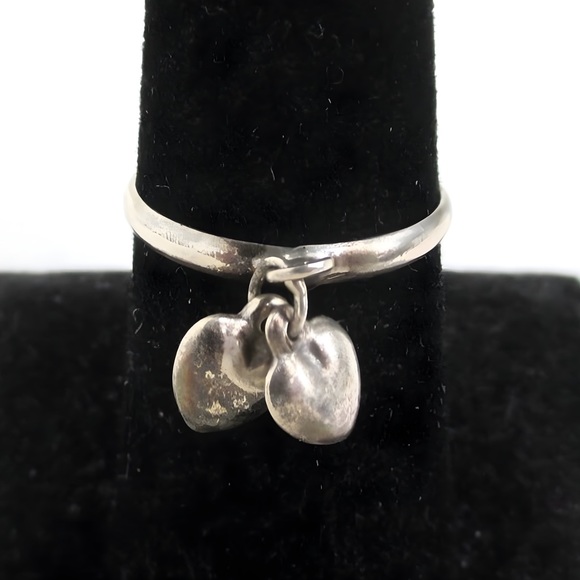 Vintage Jewelry - 1980’s Vintage Sterling Silver Double Heart Dangle Charm Cluster Ring Size 6.5